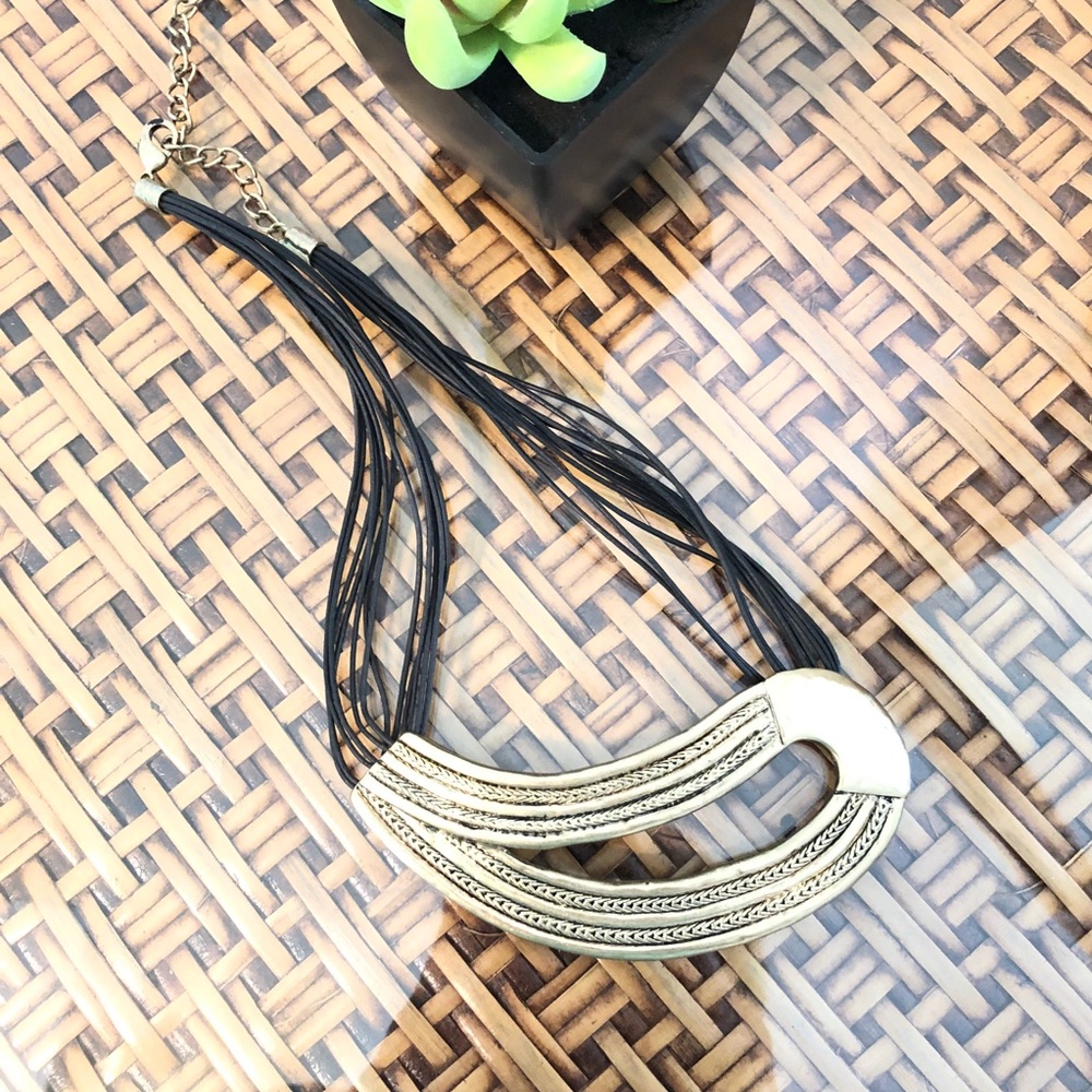 Chico’s Blk cord & Gold Metal Necklace